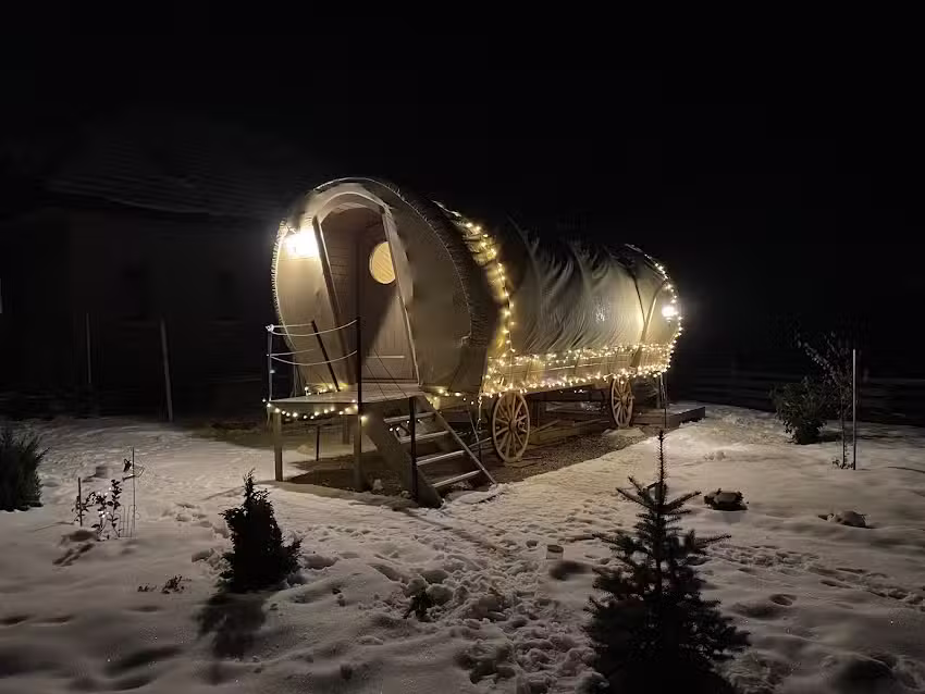 White Spring Glamping